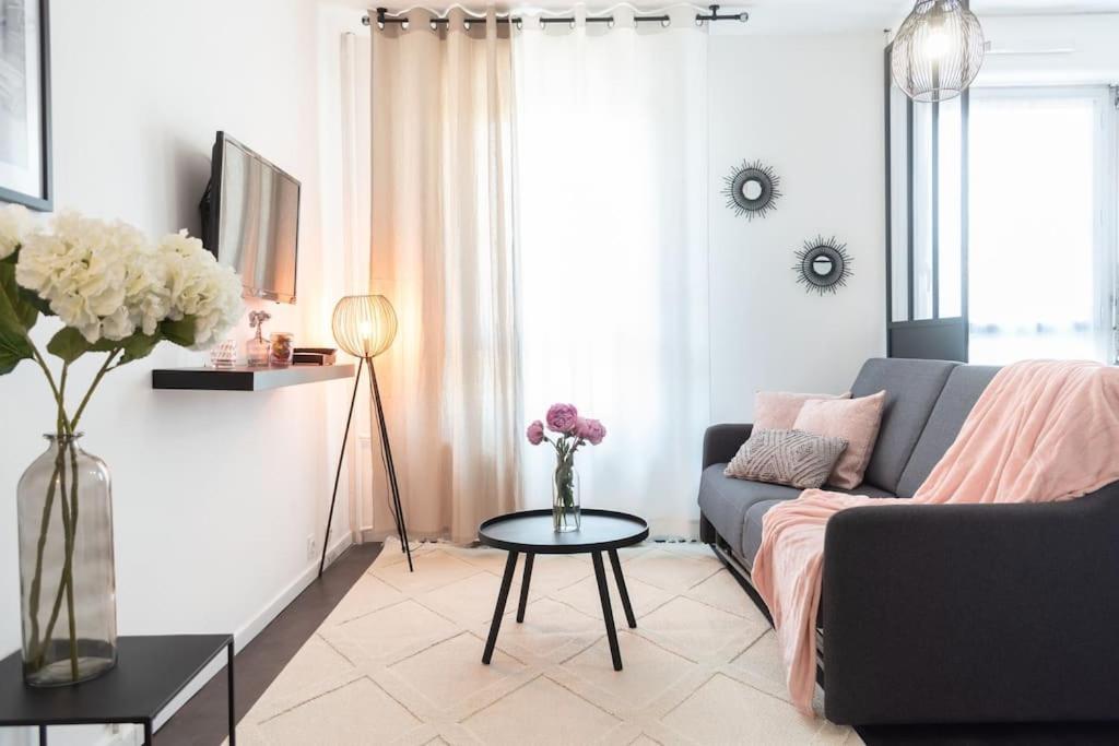 Le Yin-yang Proche De Paris * Montrouge